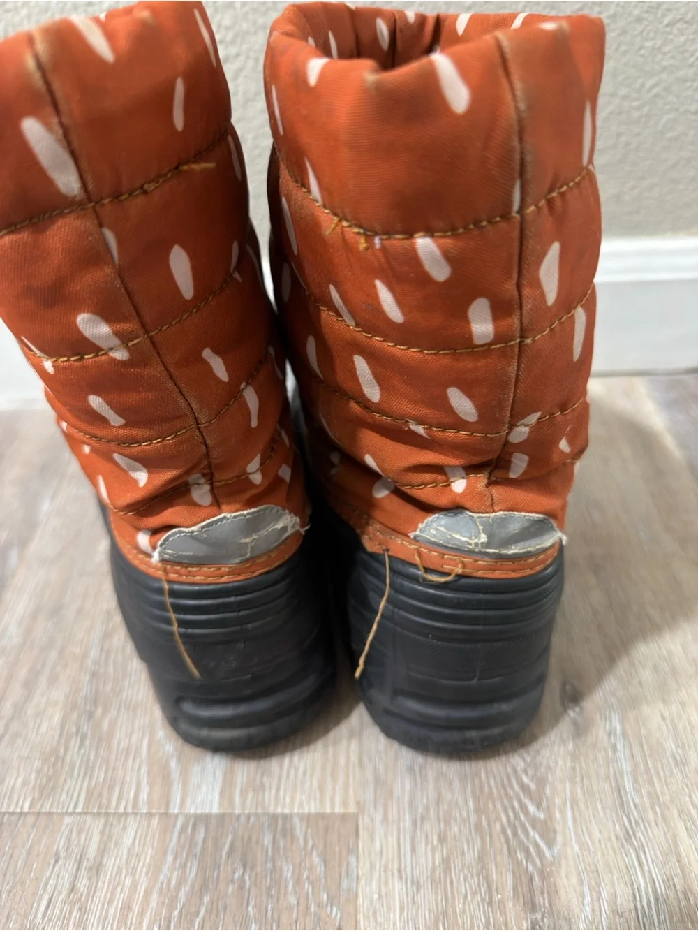 Kuling Rust Orange Dot Winter Boots